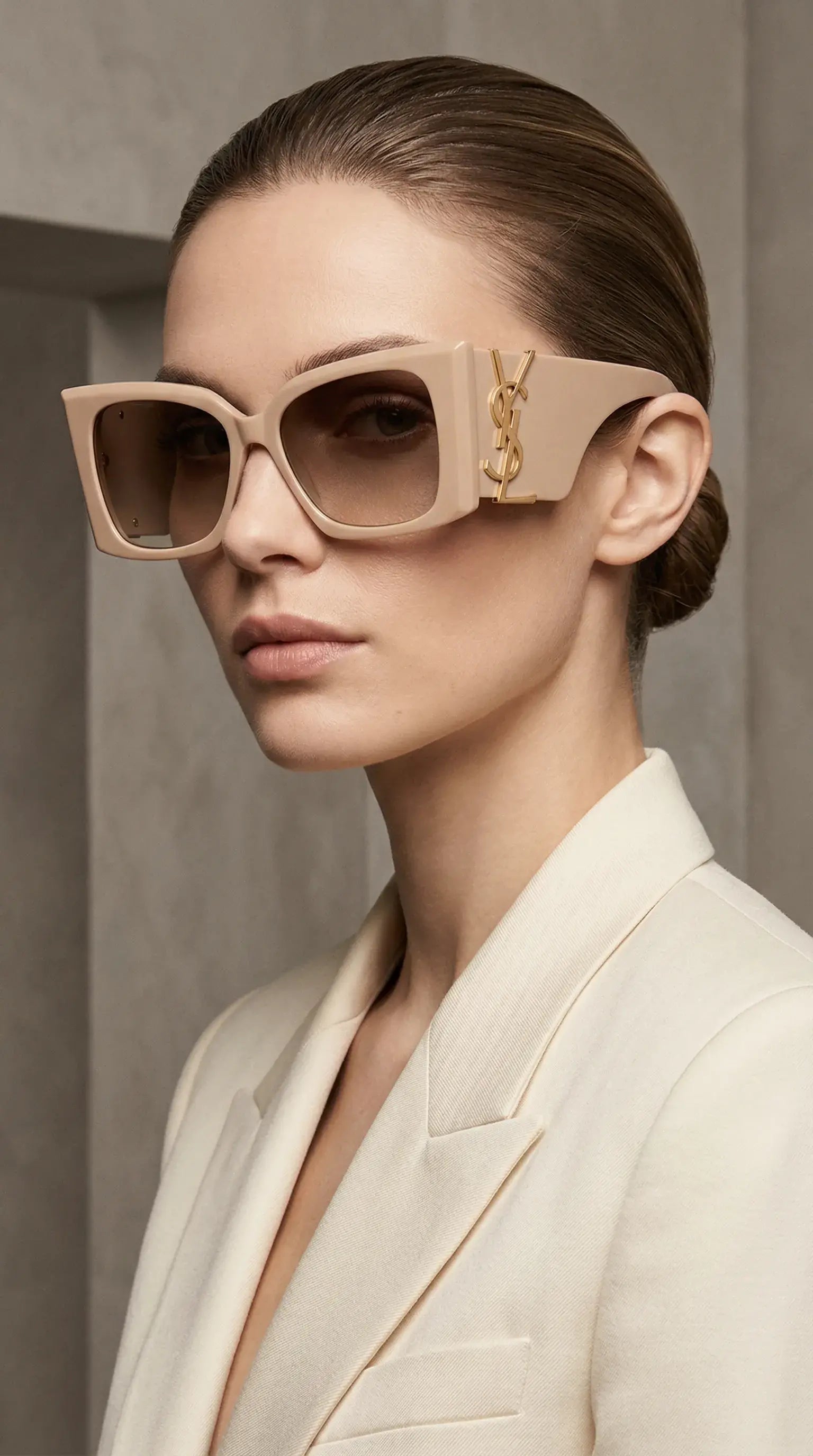Oversized M119 Sunglasses – Beige